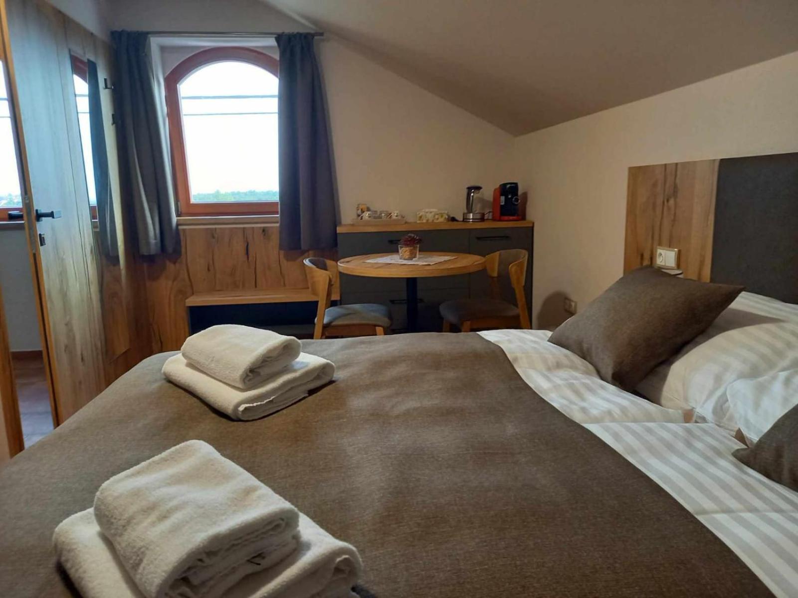 Sklep Vino Strycek Guest House Velke Bilovice Exterior photo